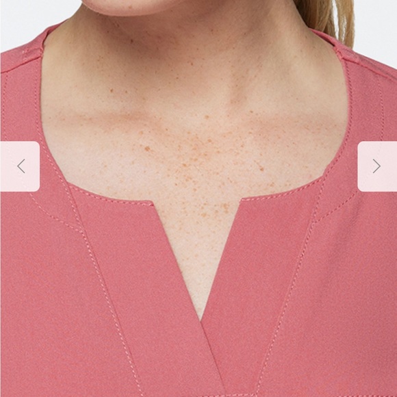 Women's 1-Pocket Tuck-In Scrub Top Small - Picture 2 of 6